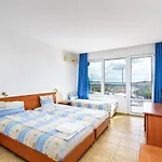 Ξενοδοχείο Complex Duni 3*