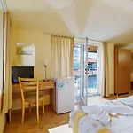 Ξενοδοχείο Complex Duni 3*
