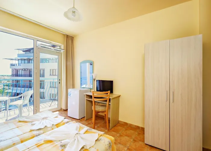 Ξενοδοχείο Complex Duni 3*