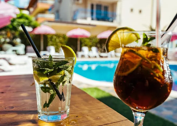 Ξενοδοχείο Complex Duni 3*