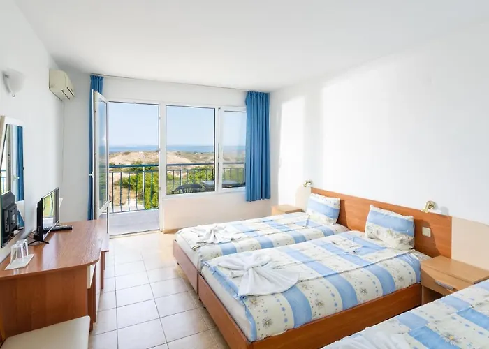 Ξενοδοχείο Complex Duni 3*